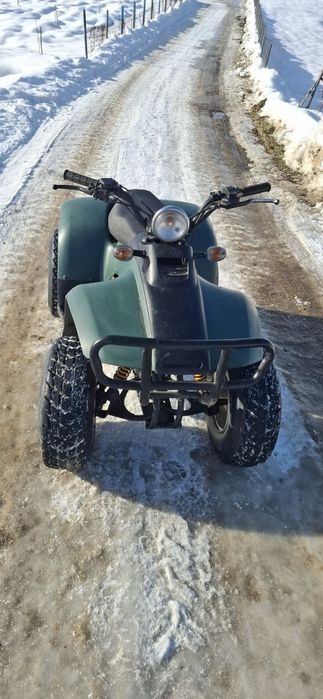 Vând mai multe atv uri si noi si sh