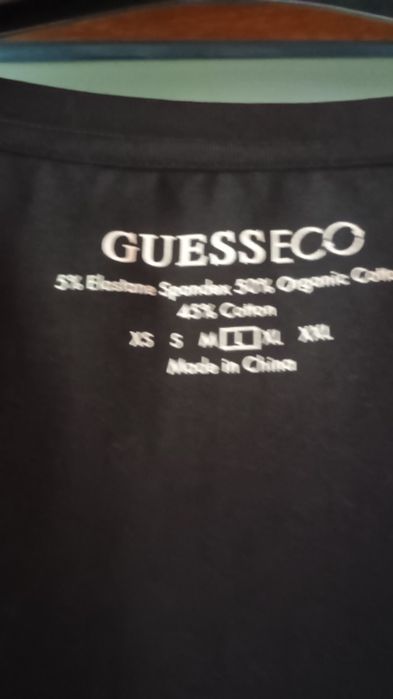 Tricou Guess,mărime L,potrivit și ore.M