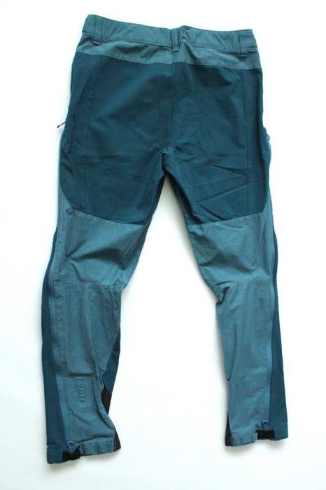 ARC'TERYX; HELLY HANSEN - мъжка спортна горница и туристически панталон, размер М и L