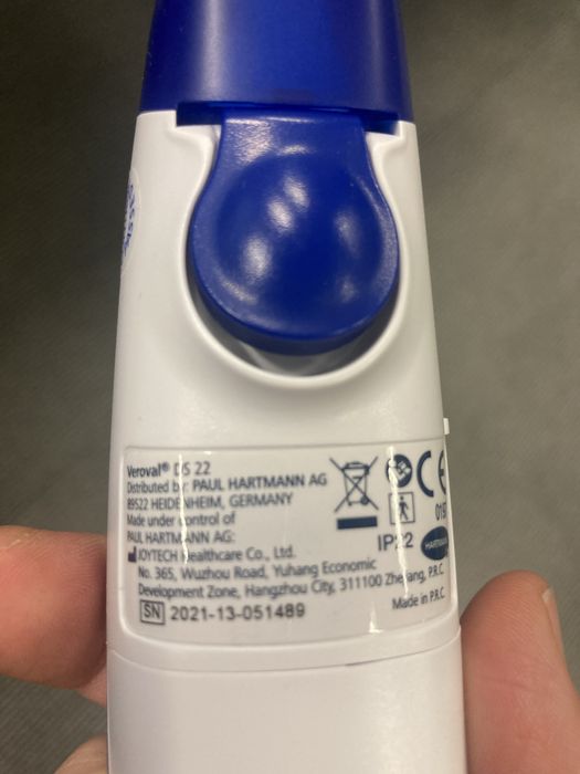 Безконтактен термометър Hartmann Verovall DS22,като нов