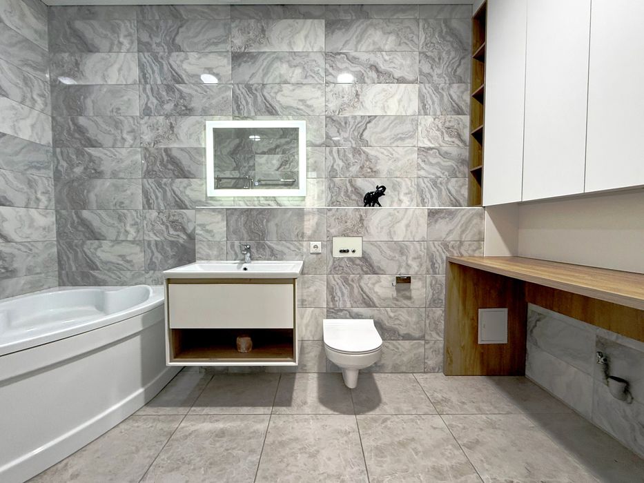 Квартира с современным ремонтом в таунхаусе