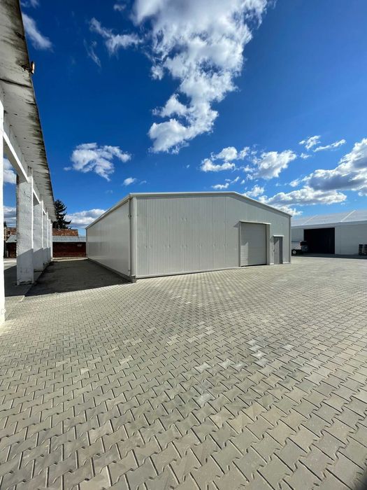 Inchiriez hala industriala