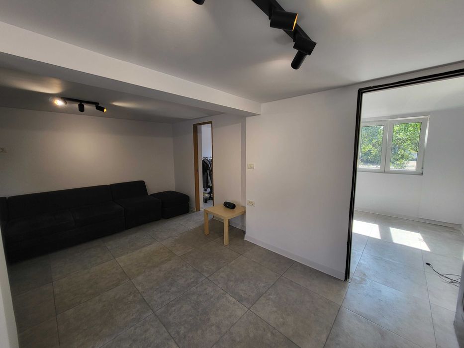 Spatiu birouri versatil/hala depozitare/teren1000m2/paltforma betonata/Dimitrie Leonida/sector 4