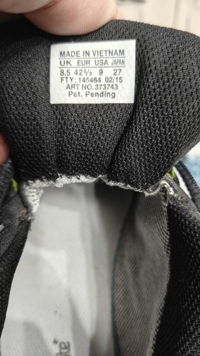 Salomon mărimea 42.5