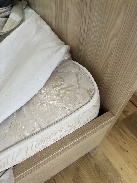 Продам кровать б/у подростковая