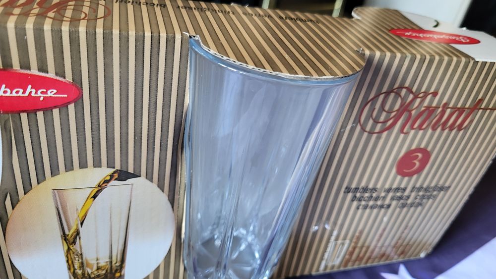 Ново- Френски дуралекс чинии и чаши