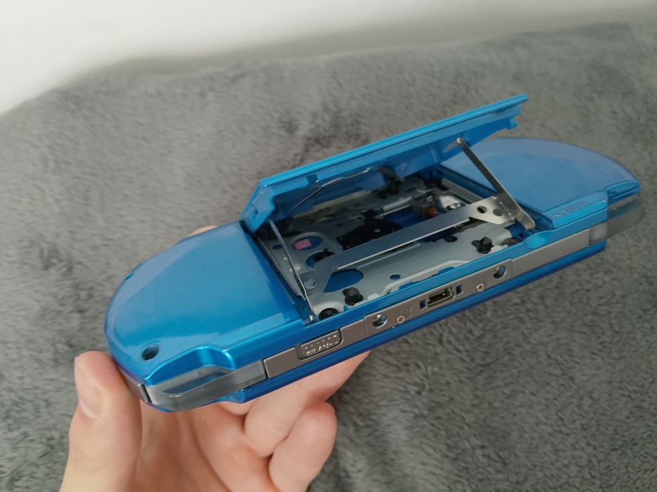 Игровая приставка psp