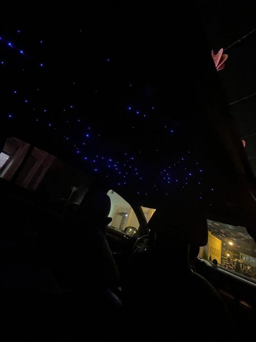 Retapițare plafoane auto,montare steluțe