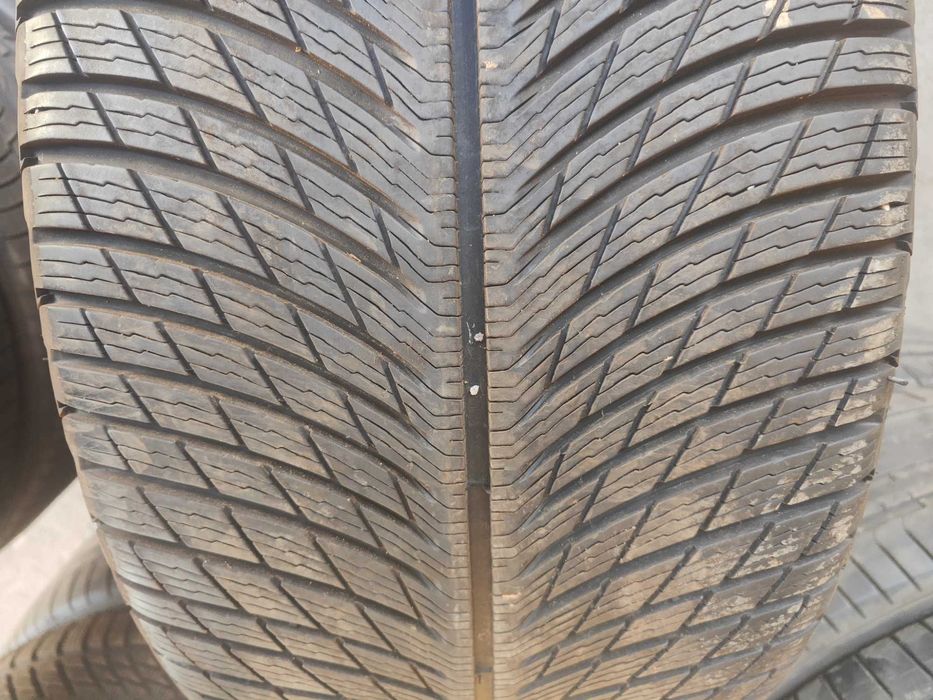 2бр. зимни гуми 315/40/21 Michelin