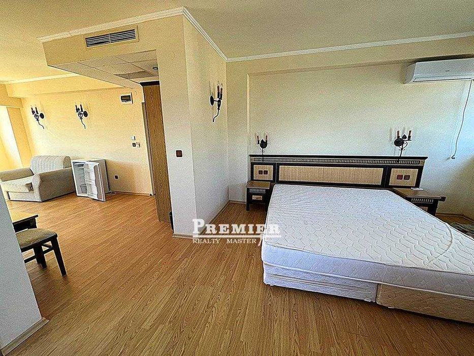 Продава се Едностаен апартамент в к.к. Елените - 56 кв.м за 884 €/кв.м - Снимка #1