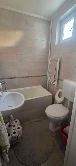 Apartament 2 camere, Velenta, Etaj 3, Zona linistita,  Aproape de centru