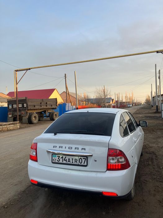 Продам приора 2012