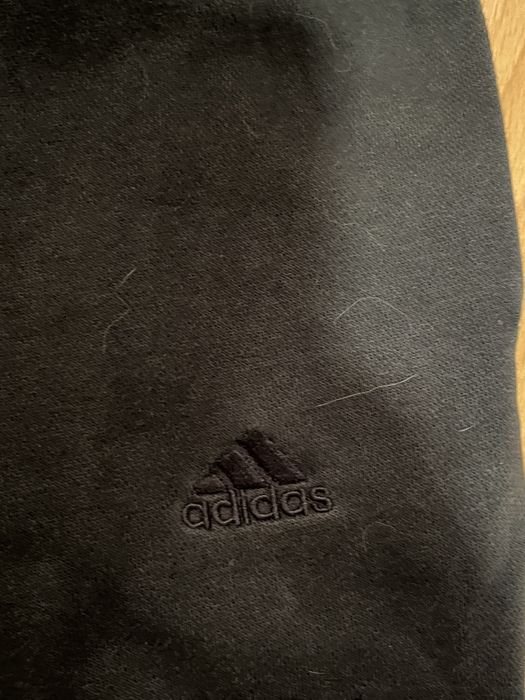 Pantaloni scurti negri adidas