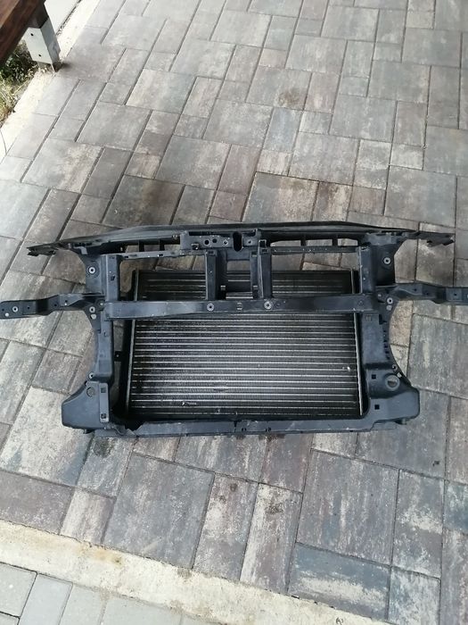Bara, trager, radiator apa Wolswagen Passat B6