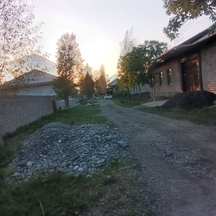 Uchaska sotiladi kelishamiz