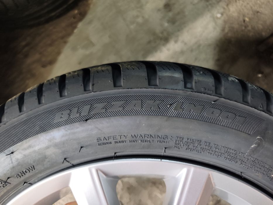 185/60/16" 4бр Bridgestone blizzak lm001,dot0825,5-7mm
