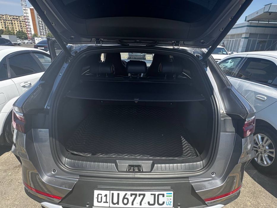 BYD SONG PLUS  1.400$ blan