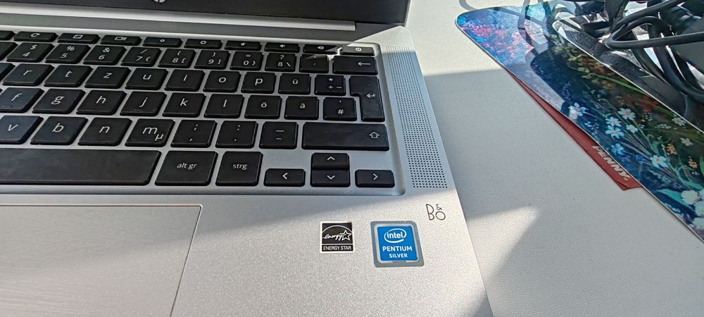 HP Chromebook   cu  amdroid
