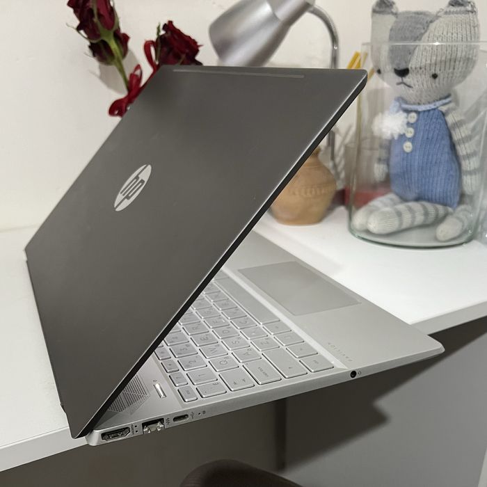 Ноутбук HP Pavilion