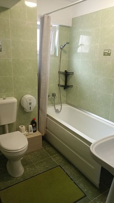 Inchiriez garsoniera in regim hotelier complet mobilata decomandat