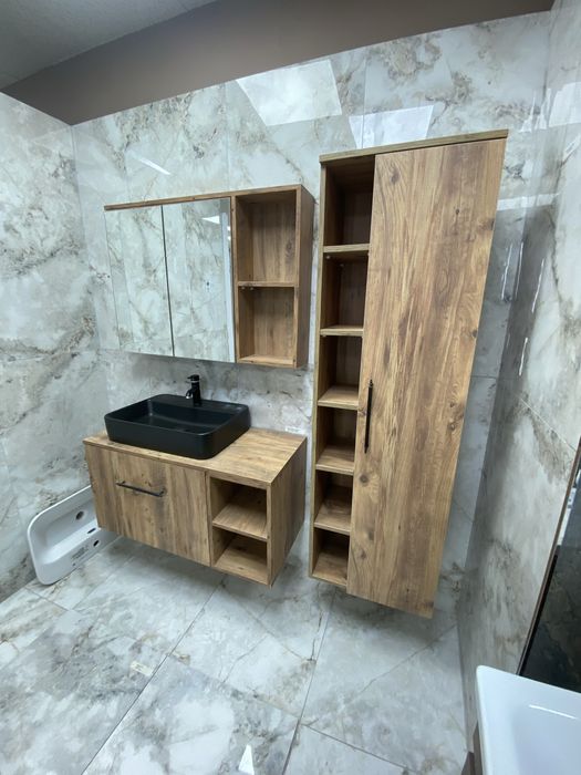 Комплект шкаф за баня