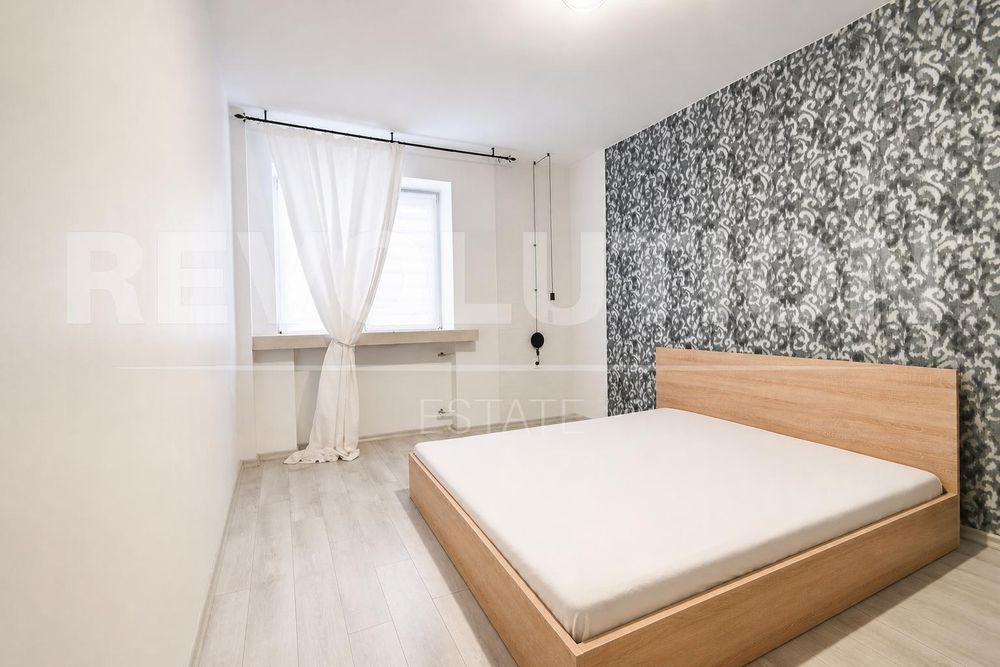 Продава се Тристаен апартамент в София, Младост 2 - 112 кв.м за 1321 €/кв.м - Снимка #2