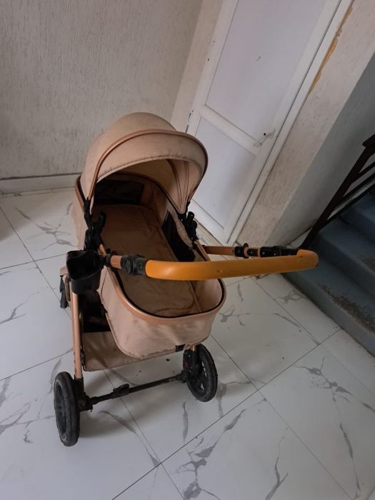 Детская коляска.