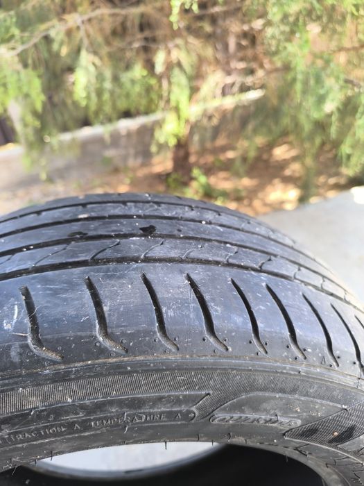 1 шина Maxtrek в отличном состоянии