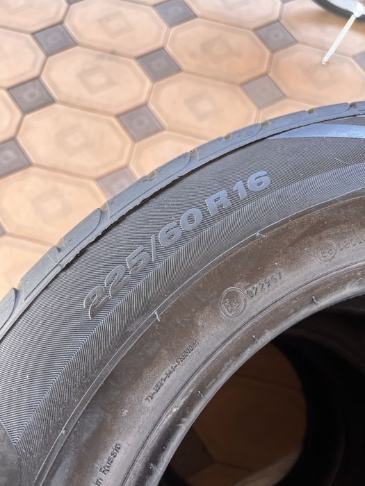 Продам коплект летних шин