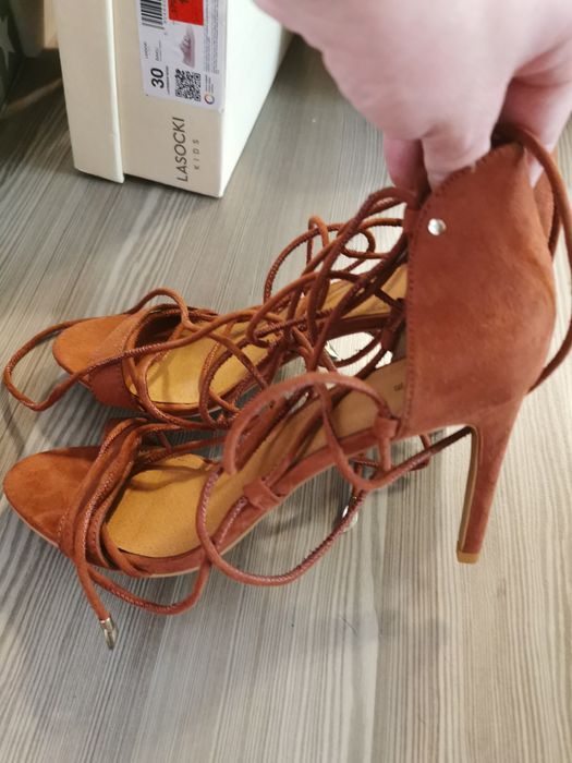 Sandale dama cu șireturi H&M mărimea 39