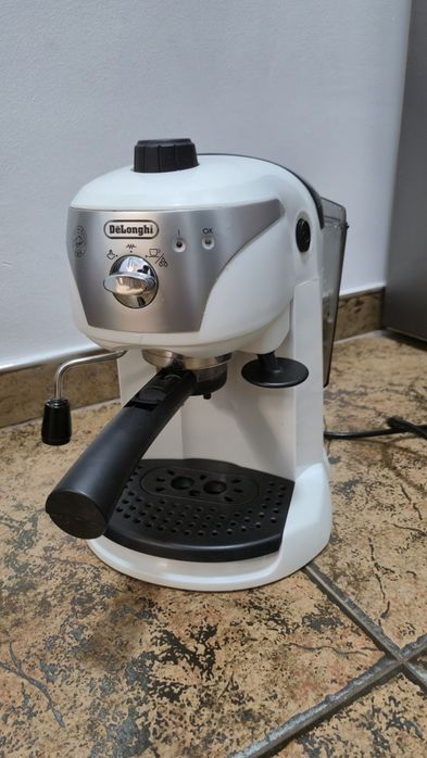 Espressor manual DeLonghi