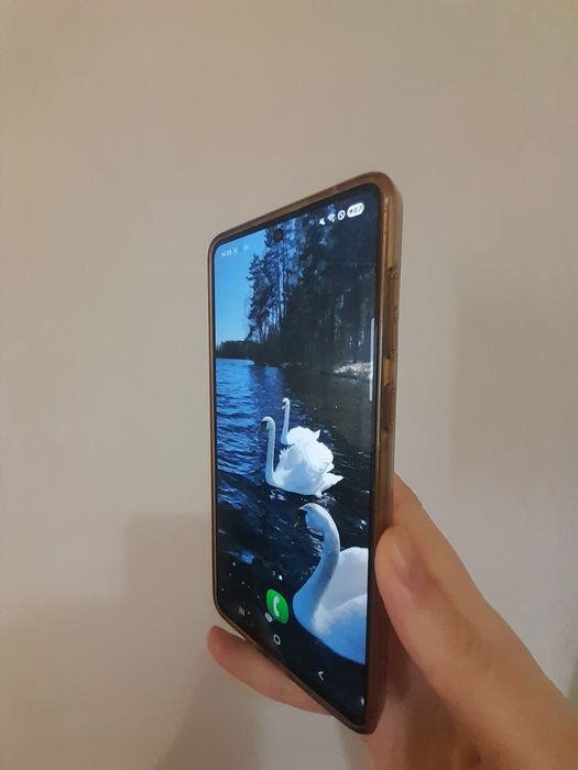 Самсунг А73 128 гб