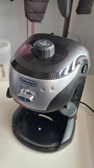 Кафемашина DeLonghi EC221.B