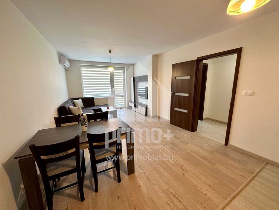 Продава се Двустаен апартамент в Велико Търново, Център - 70 кв.м за 1572 €/кв.м - Снимка #1