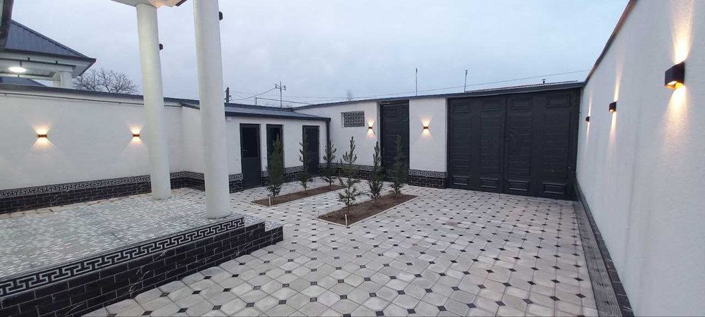 Янгийўл тумани Қоратепа маҳалла уй сотилади