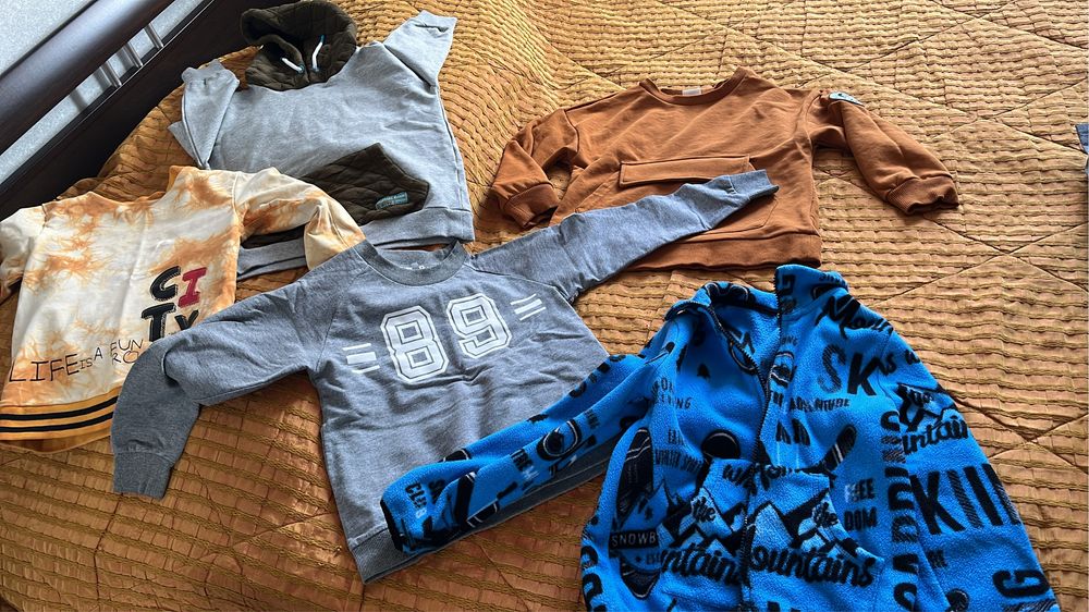 Продается детские вещи. Мальчиковые.