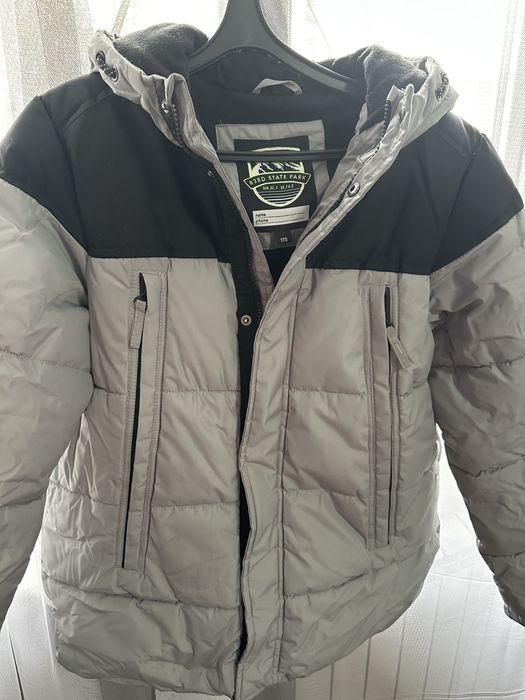 Продам куртки на парня