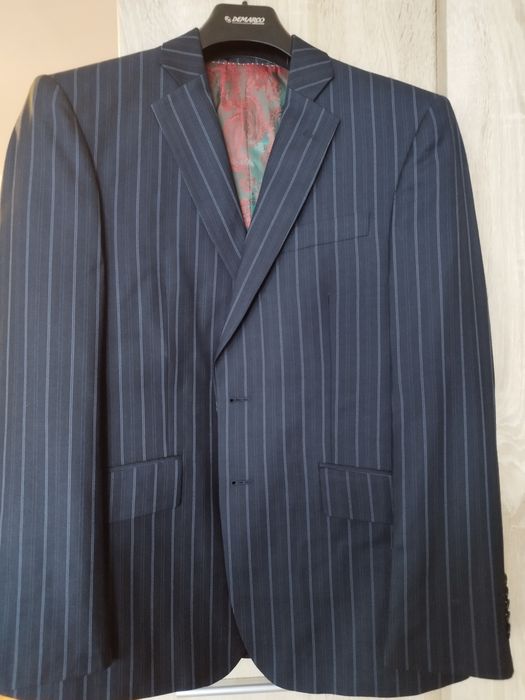 Costume de haine nepurtate ,originale