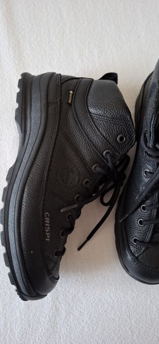 Ghete noi Crispi piele, mărime 38