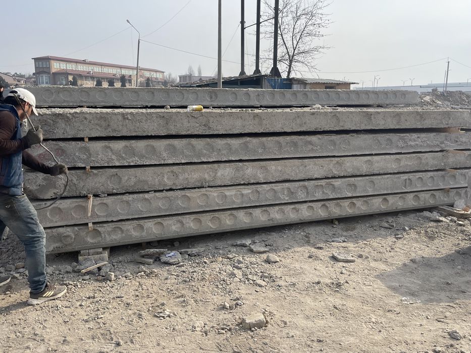 Beton plitalar harhil uzunlikda