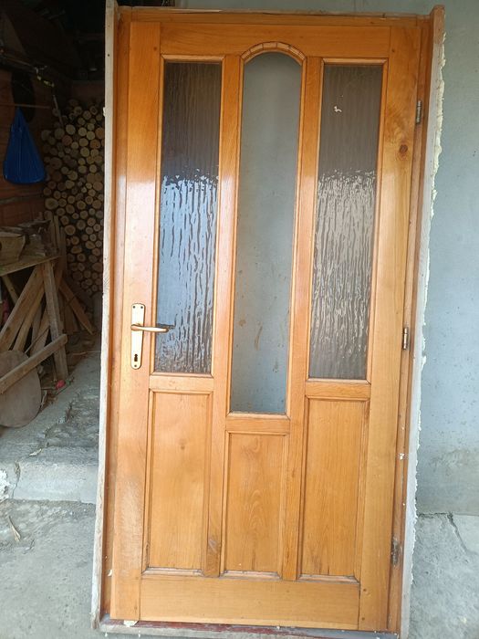 Ușa de stejar bjm