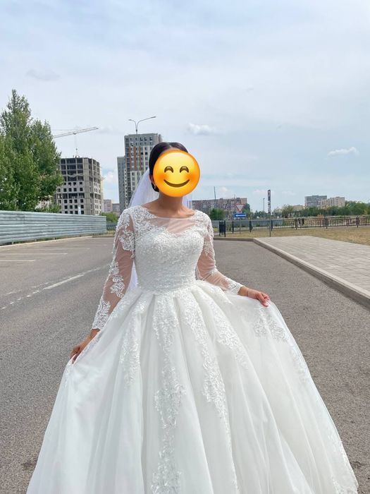 Свадебное платье