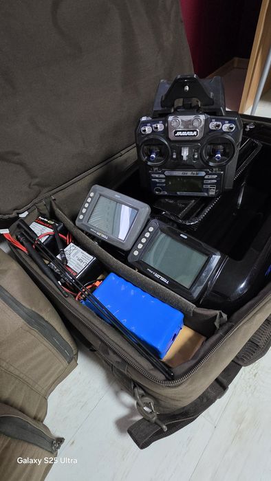 CarpLounge Rt4 лодка за захранка