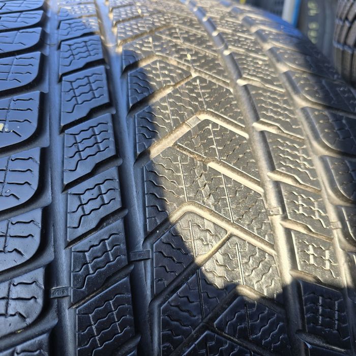 315 30 21 зимни гуми 2бр Pirelli Soto zero 3