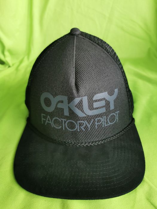 Sapca Trucker Mammut Oakley S/M Salewa  La Sportiva Arcteryx Salomon