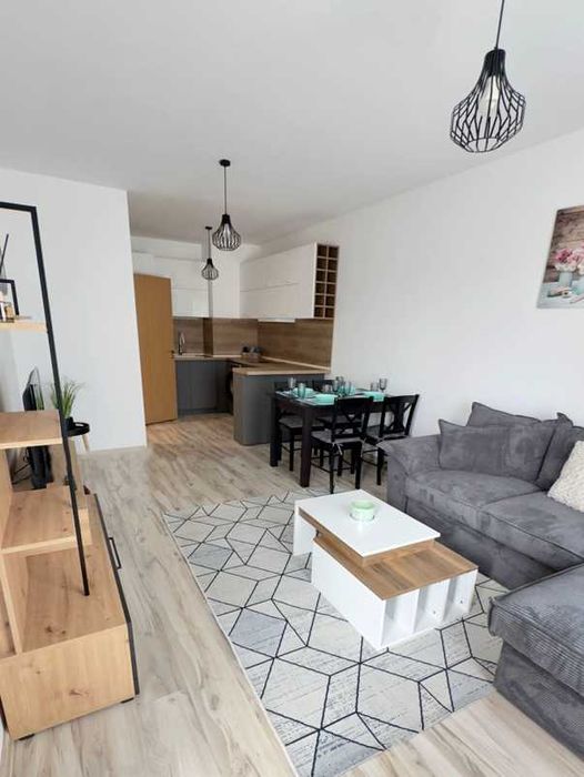 Дава се под наем Двустаен апартамент в Пловдив, Кючук Париж - 70 кв.м за 375 € - Снимка #1