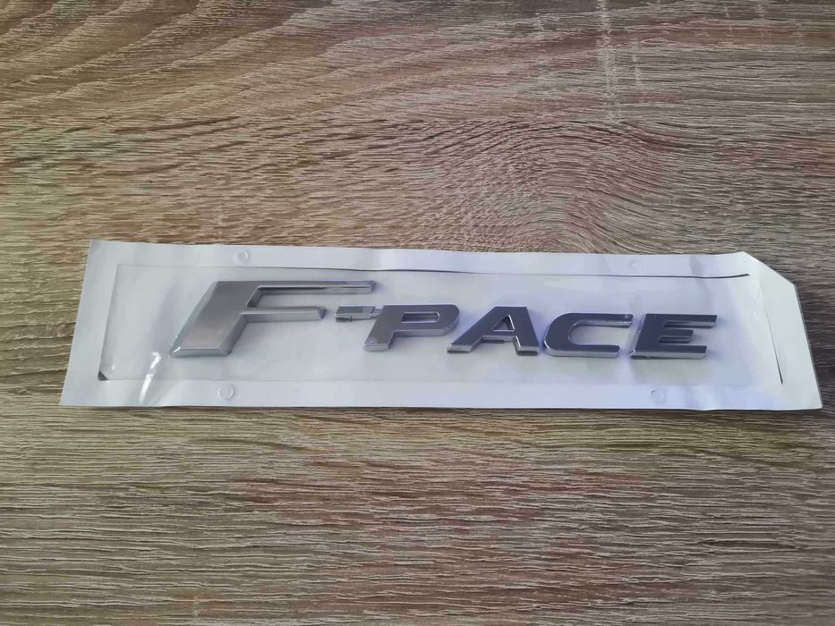 емблема лого Ягуар Jaguar F-Pace