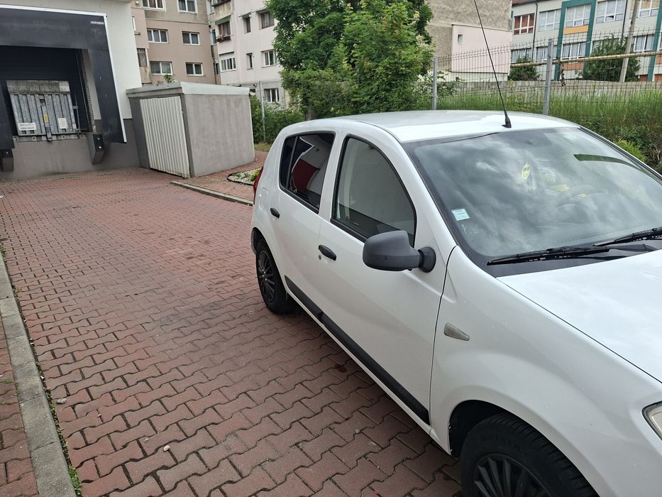 Dacia sandero benzina plus gpl