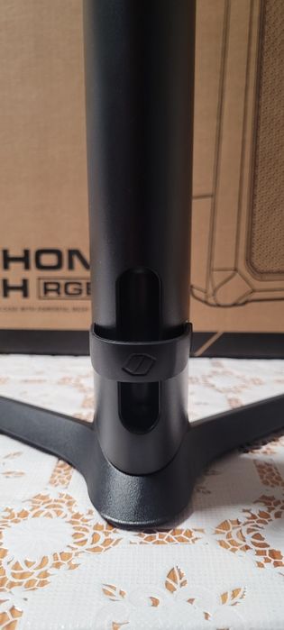 Оригинална стойка за монитор