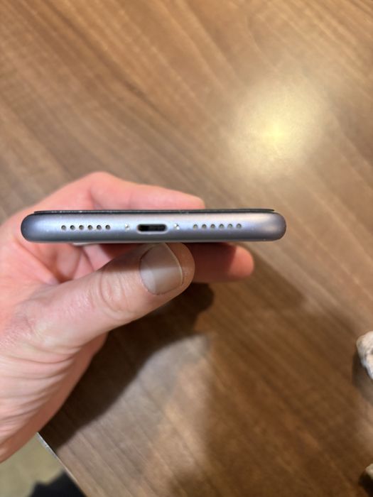 iPhone 11 purple 128 GB